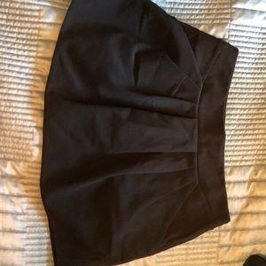 Black mini skirt with pockets!
